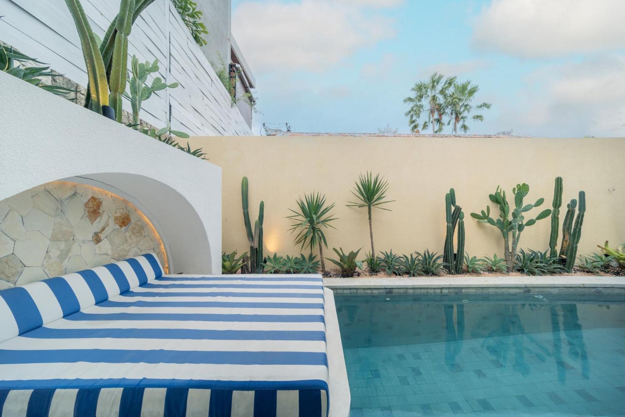 Aleva Villa Seminyak By Ini Vie Hospitality Exterior photo